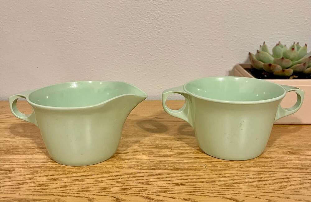 Vintage Green Melamine Texas Ware Creamer & Sugar Bowl Set – Midcentury Charm